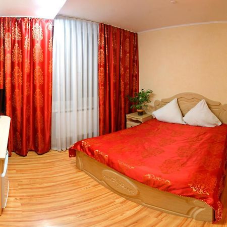 Hotel De Luxe Chmil'nyk Esterno foto