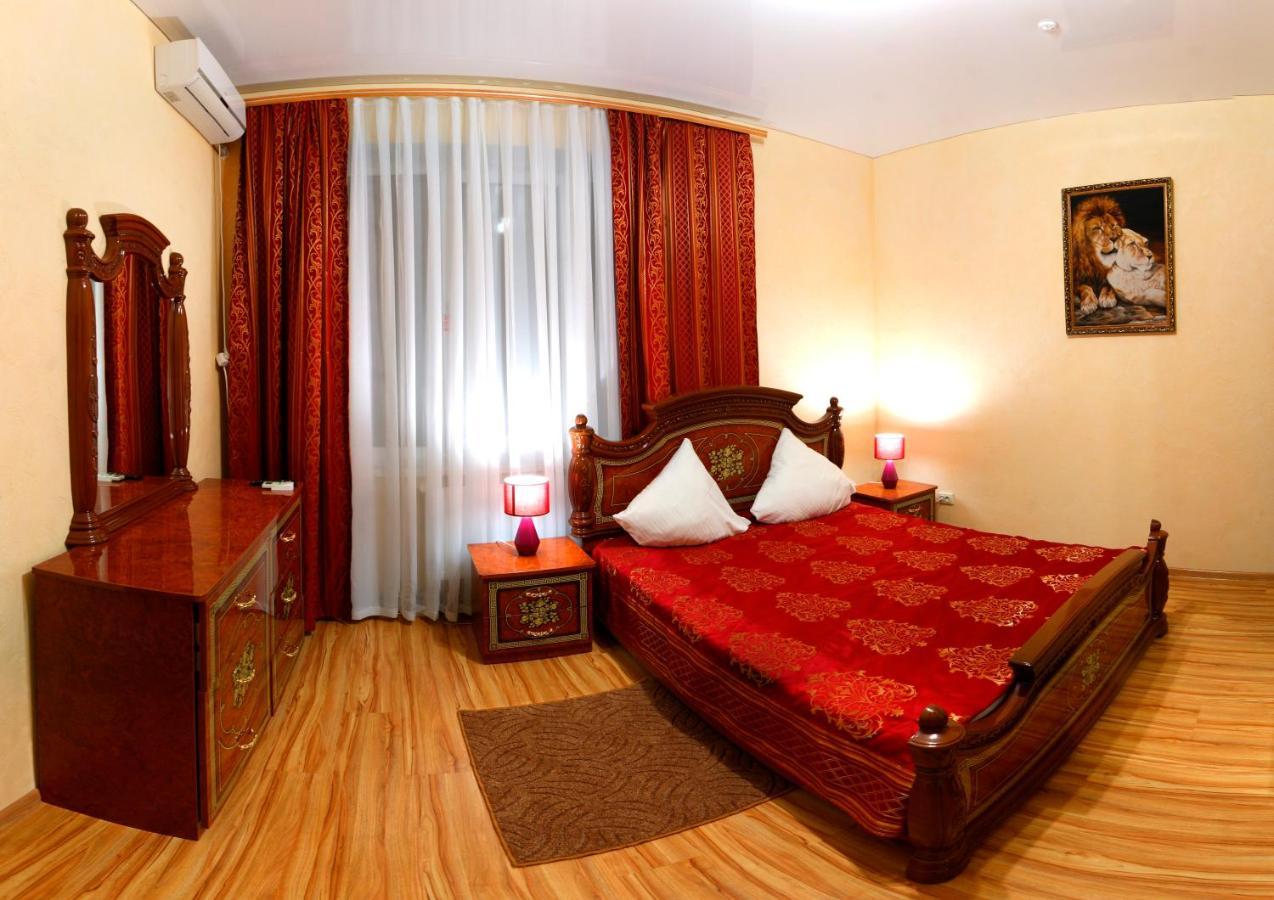 Hotel De Luxe Chmil'nyk Esterno foto