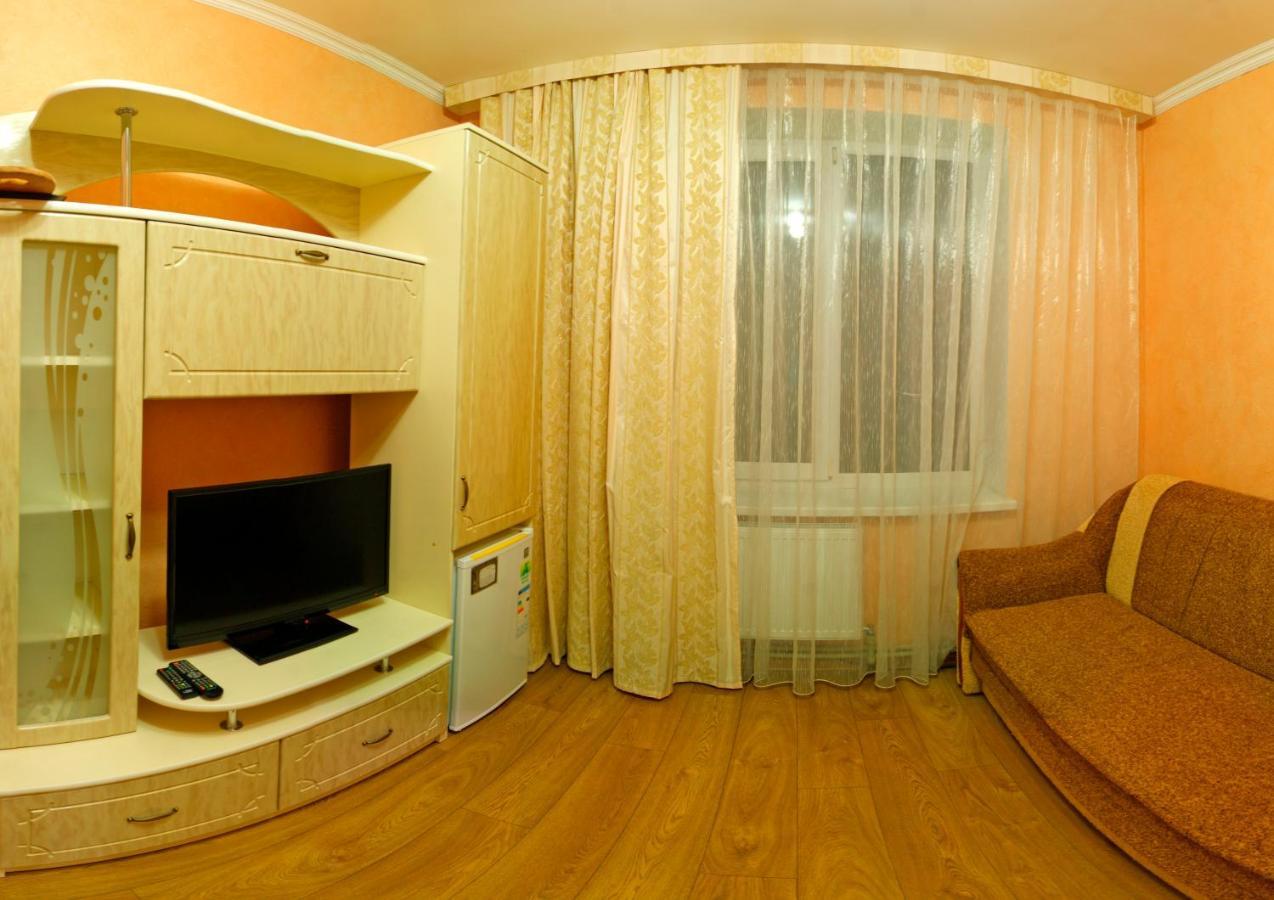 Hotel De Luxe Chmil'nyk Esterno foto