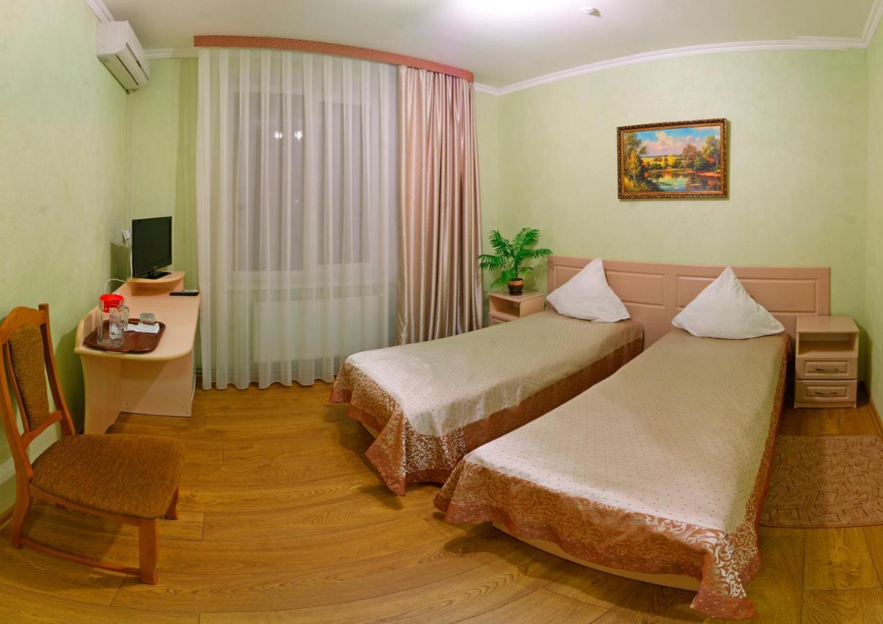 Hotel De Luxe Chmil'nyk Esterno foto