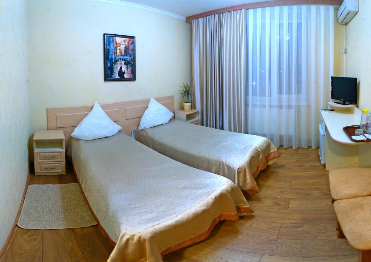 Hotel De Luxe Chmil'nyk Esterno foto