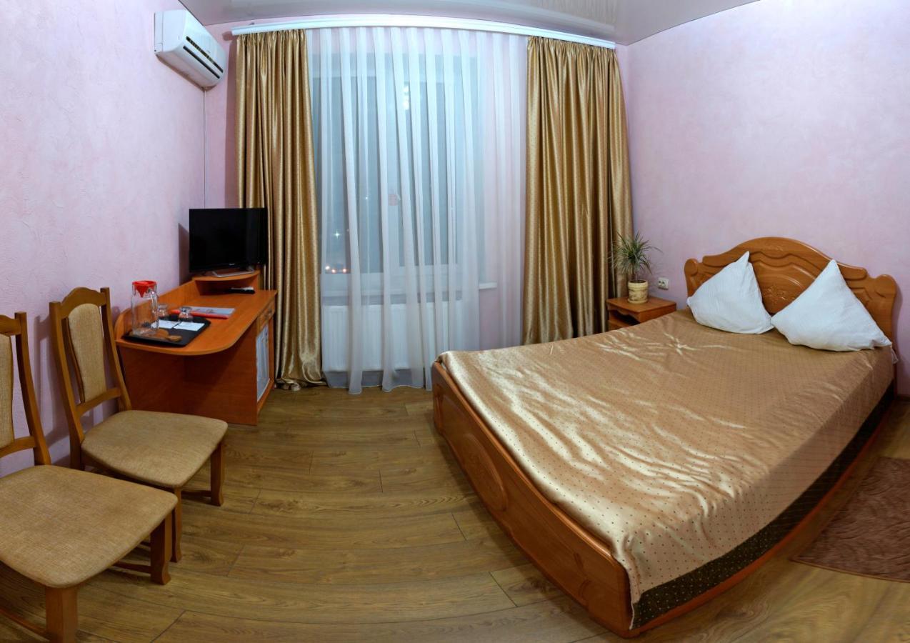 Hotel De Luxe Chmil'nyk Esterno foto